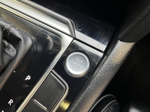 2.0 TSI R-Line Fastback 5dr Petrol DSG Euro 6 (s/s) (190 ps)