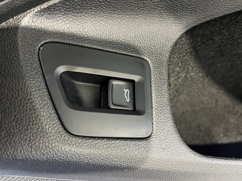 2.0 TSI R-Line Fastback 5dr Petrol DSG Euro 6 (s/s) (190 ps)