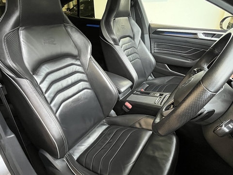 2.0 TSI R-Line Fastback 5dr Petrol DSG Euro 6 (s/s) (190 ps)