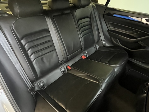 2.0 TSI R-Line Fastback 5dr Petrol DSG Euro 6 (s/s) (190 ps)