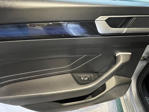 2.0 TSI R-Line Fastback 5dr Petrol DSG Euro 6 (s/s) (190 ps)