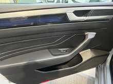 Volkswagen Arteon TSI R-Line 