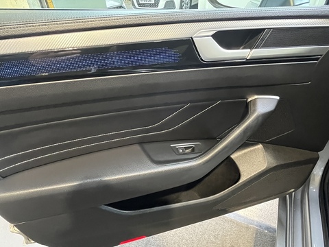 2.0 TSI R-Line Fastback 5dr Petrol DSG Euro 6 (s/s) (190 ps)