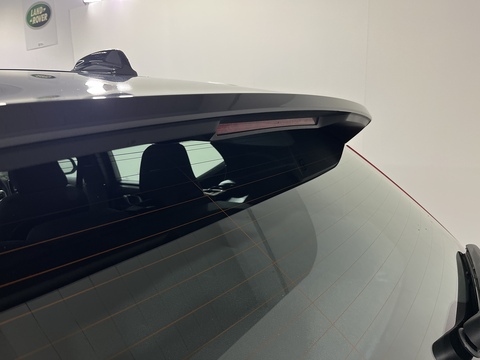 1.5 T3 Momentum SUV 5dr Petrol Auto Euro 6 (s/s) (163 ps)