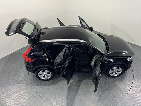 1.5 T3 Momentum SUV 5dr Petrol Auto Euro 6 (s/s) (163 ps)