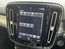 Volvo XC40 T3 Momentum 