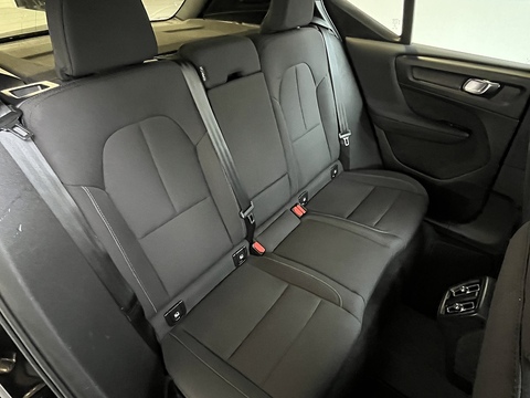 1.5 T3 Momentum SUV 5dr Petrol Auto Euro 6 (s/s) (163 ps)