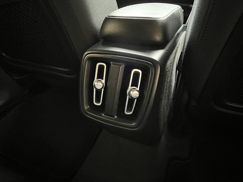 1.5 T3 Momentum SUV 5dr Petrol Auto Euro 6 (s/s) (163 ps)