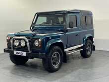 Land Rover Defender 90 V8 50th Anniversary 