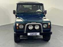 Land Rover Defender 90 V8 50th Anniversary 