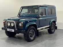 Land Rover Defender 90 V8 50th Anniversary 