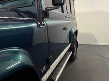 Land Rover Defender 90 V8 50th Anniversary 