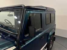 Land Rover Defender 90 V8 50th Anniversary 