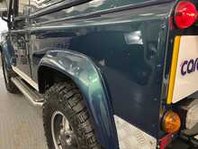 Land Rover Defender 90 V8 50th Anniversary 