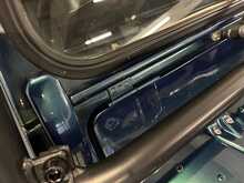 Land Rover Defender 90 V8 50th Anniversary 