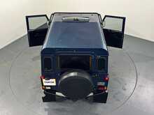 Land Rover Defender 90 V8 50th Anniversary 