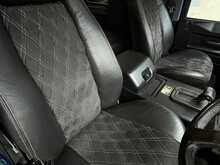 Land Rover Defender 90 V8 50th Anniversary 