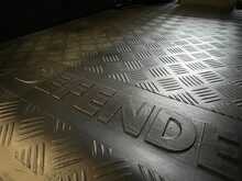 Land Rover Defender 90 V8 50th Anniversary 