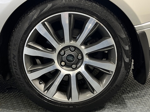 4.4 SD V8 Vogue SE SUV 5dr Diesel Auto 4WD Euro 6 (s/s) (339 ps)