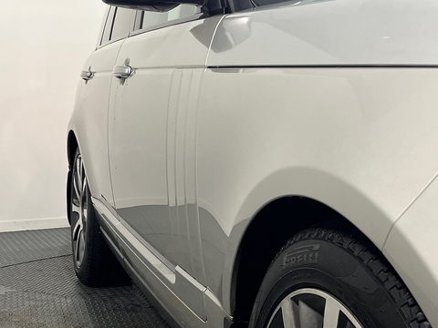 4.4 SD V8 Vogue SE SUV 5dr Diesel Auto 4WD Euro 6 (s/s) (339 ps)