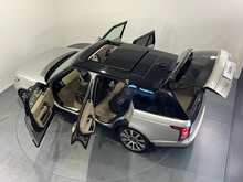 Land Rover Range Rover SD V8 Vogue SE 