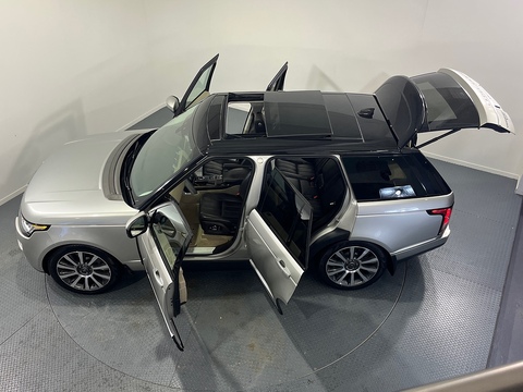 4.4 SD V8 Vogue SE SUV 5dr Diesel Auto 4WD Euro 6 (s/s) (339 ps)