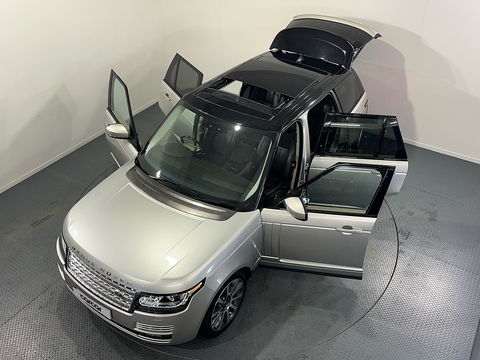 4.4 SD V8 Vogue SE SUV 5dr Diesel Auto 4WD Euro 6 (s/s) (339 ps)