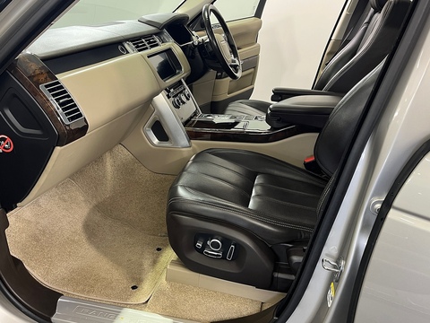 4.4 SD V8 Vogue SE SUV 5dr Diesel Auto 4WD Euro 6 (s/s) (339 ps)