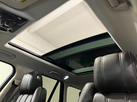 4.4 SD V8 Vogue SE SUV 5dr Diesel Auto 4WD Euro 6 (s/s) (339 ps)