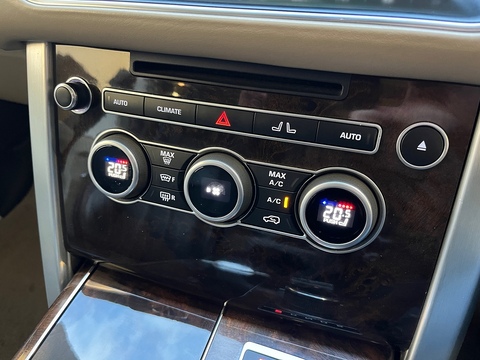 4.4 SD V8 Vogue SE SUV 5dr Diesel Auto 4WD Euro 6 (s/s) (339 ps)