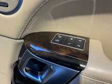 Land Rover Range Rover SD V8 Vogue SE 