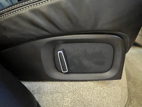 4.4 SD V8 Vogue SE SUV 5dr Diesel Auto 4WD Euro 6 (s/s) (339 ps)