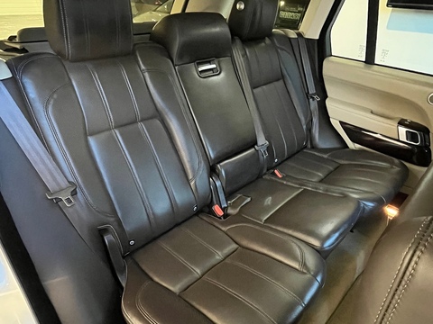 4.4 SD V8 Vogue SE SUV 5dr Diesel Auto 4WD Euro 6 (s/s) (339 ps)