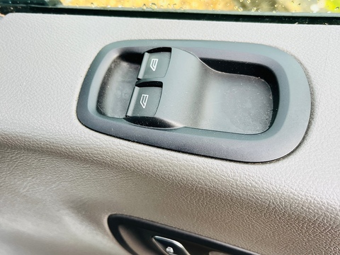 2.0 350 EcoBlue Leader Crew Van Double Cab 6dr Diesel Manual RWD L3 H2 Euro 6 (s/s) (170 ps)