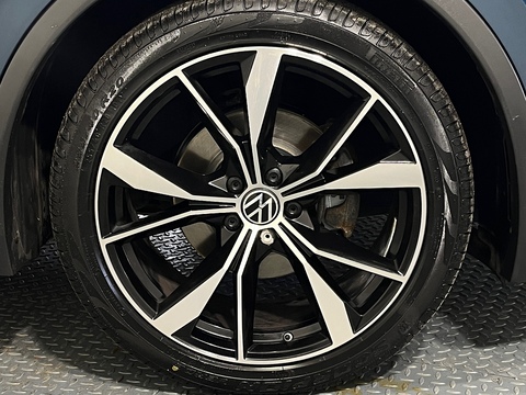 2.0 TDI R-Line SUV 5dr Diesel DSG Euro 6 (s/s) (150 ps)