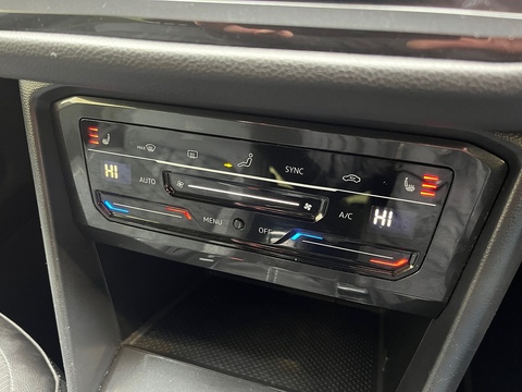 2.0 TDI R-Line SUV 5dr Diesel DSG Euro 6 (s/s) (150 ps)