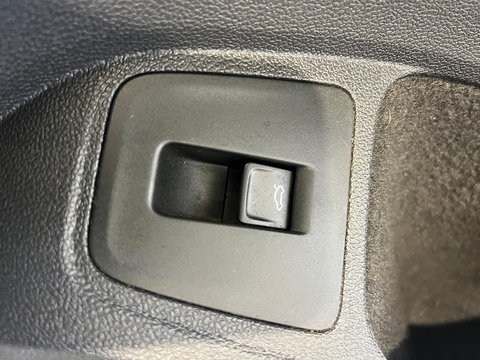 2.0 TDI R-Line SUV 5dr Diesel DSG Euro 6 (s/s) (150 ps)