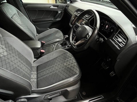2.0 TDI R-Line SUV 5dr Diesel DSG Euro 6 (s/s) (150 ps)