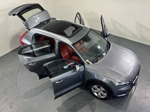 2.0 D3 Momentum SUV 5dr Diesel Auto Euro 6 (s/s) (150 ps)