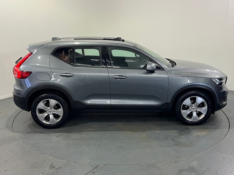 2.0 D3 Momentum SUV 5dr Diesel Auto Euro 6 (s/s) (150 ps)