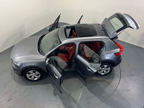 2.0 D3 Momentum SUV 5dr Diesel Auto Euro 6 (s/s) (150 ps)