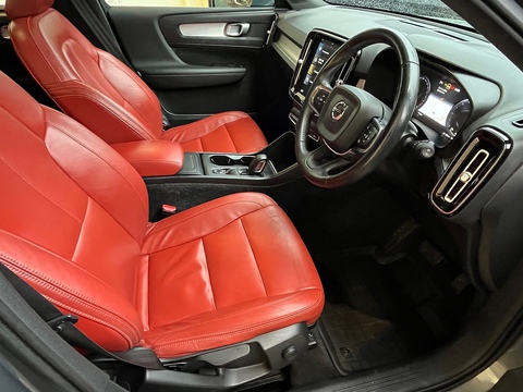 2.0 D3 Momentum SUV 5dr Diesel Auto Euro 6 (s/s) (150 ps)