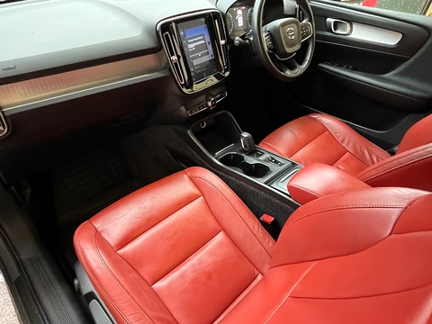 2.0 D3 Momentum SUV 5dr Diesel Auto Euro 6 (s/s) (150 ps)