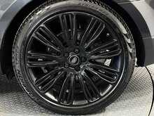 Land Rover Range Rover Sport D300 MHEV HSE Dynamic Black 