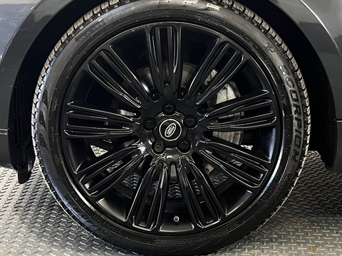 3.0 D300 MHEV HSE Dynamic Black SUV 5dr Diesel Auto 4WD Euro 6 (s/s) (300 ps)
