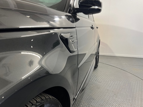 3.0 D300 MHEV HSE Dynamic Black SUV 5dr Diesel Auto 4WD Euro 6 (s/s) (300 ps)