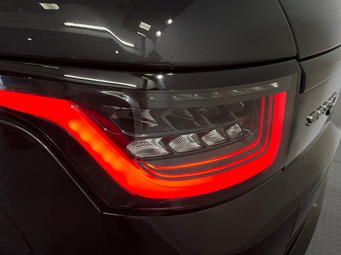 3.0 D300 MHEV HSE Dynamic Black SUV 5dr Diesel Auto 4WD Euro 6 (s/s) (300 ps)