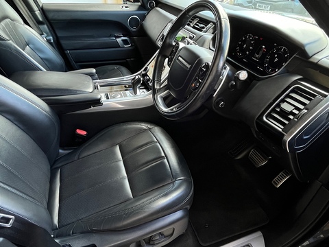 3.0 D300 MHEV HSE Dynamic Black SUV 5dr Diesel Auto 4WD Euro 6 (s/s) (300 ps)