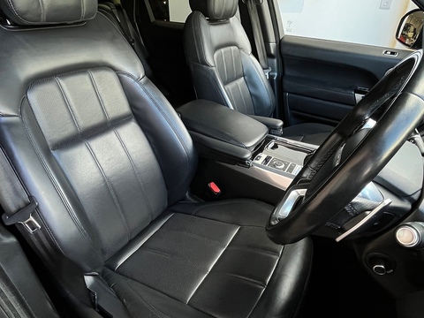 3.0 D300 MHEV HSE Dynamic Black SUV 5dr Diesel Auto 4WD Euro 6 (s/s) (300 ps)