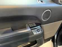 Land Rover Range Rover Sport D300 MHEV HSE Dynamic Black 